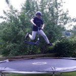 TRAMPOLIN SCOOTER